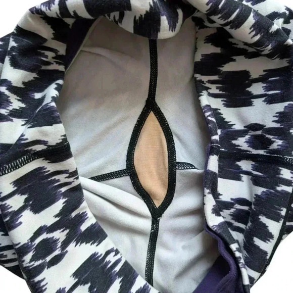 Lululemon Wunder Under Crop Ikat Print Rare 2011 Black Purple White Women's 6 - Picture 7 of 11